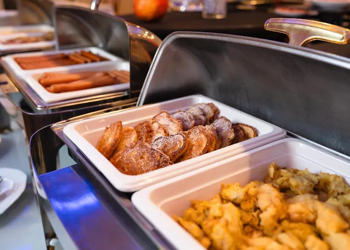 Lord - Warsaw AirportAirport Hotel